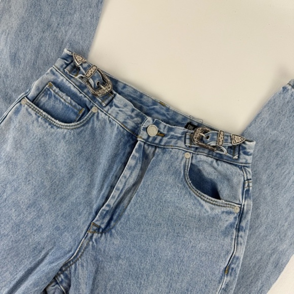 Blank NYC Wild, Wild West The Bleecker Jeans